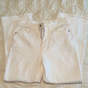 Frame Le Sylvie Kick Boot White Jeans